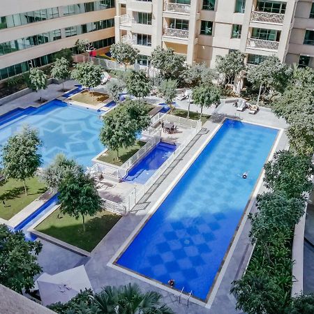 Nasma Luxury Stays - Fancy Apartment With Balcony Near Burj Khalifa Dubai Ngoại thất bức ảnh