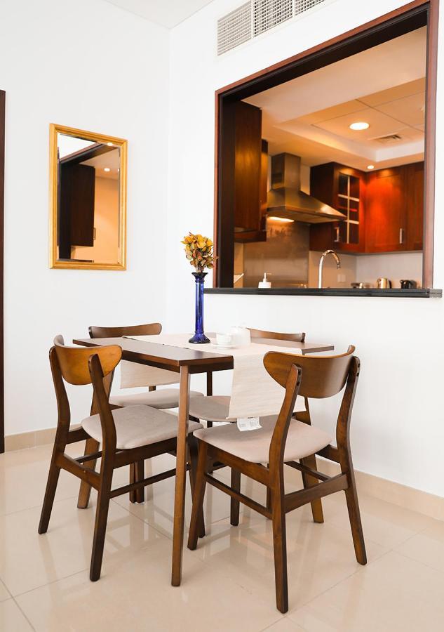 Nasma Luxury Stays - Fancy Apartment With Balcony Near Burj Khalifa Dubai Ngoại thất bức ảnh