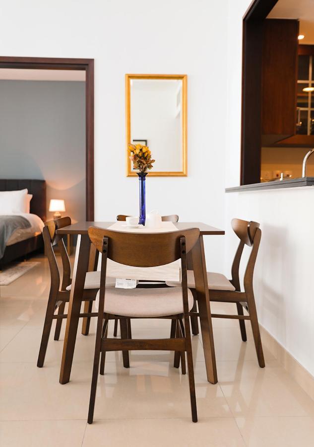 Nasma Luxury Stays - Fancy Apartment With Balcony Near Burj Khalifa Dubai Ngoại thất bức ảnh