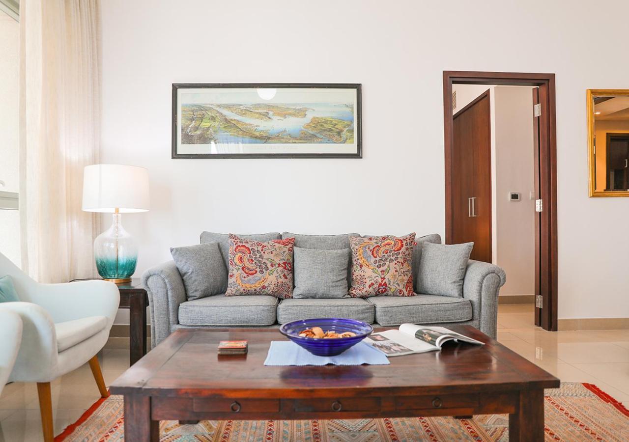 Nasma Luxury Stays - Fancy Apartment With Balcony Near Burj Khalifa Dubai Ngoại thất bức ảnh