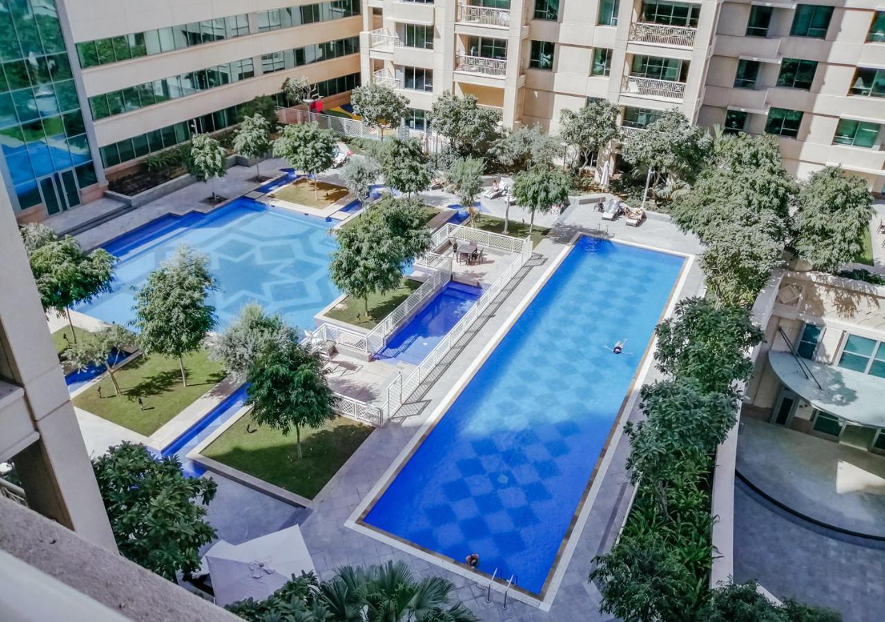 Nasma Luxury Stays - Fancy Apartment With Balcony Near Burj Khalifa Dubai Ngoại thất bức ảnh